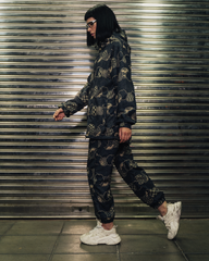 [UNISEX] NISSACO X LOCO MOSQUITO CUFFED SPORTSWEAR TROUSERS: Alternate View #19