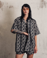 [UNISEX] NISSACO X LOCO MOSQUITO SHIRT (CHARCOAL / BLACK): Alternate View #13