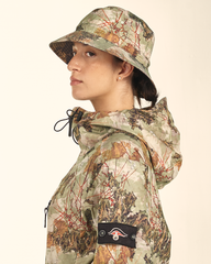 [UNISEX] BANGXGANJI X LOCO MOSQUITO REVERSIBLE CAMO BUCKET HAT (BROWN / GREEN): Alternate View #24